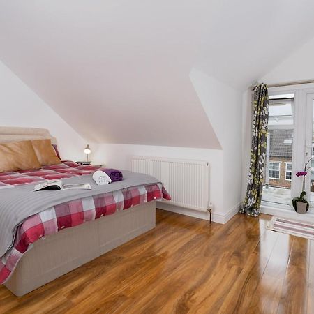The White House Villa London Luaran gambar