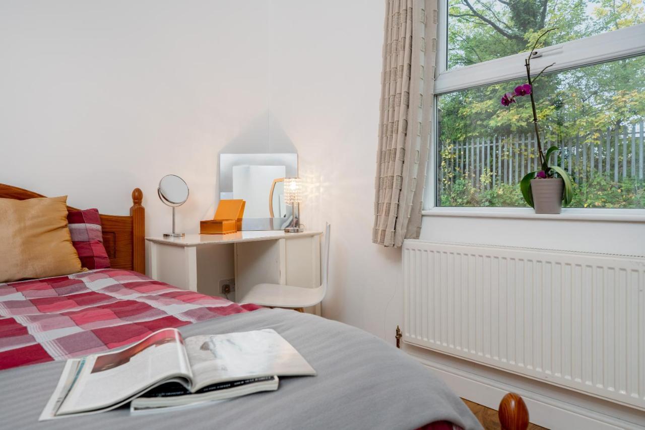 The White House Villa London Luaran gambar