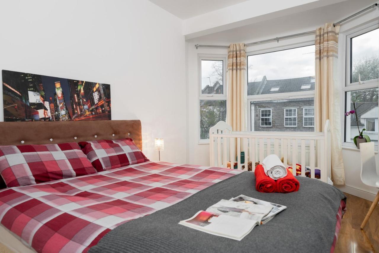 The White House Villa London Luaran gambar